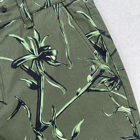 RAG AND BONE Perry Shorts Mens 30 Army Floral Print Green Casual Hawaiian NEW - Picture 13 of 16